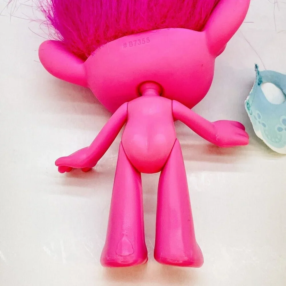 Hasbro 2015 Poppy Troll Princess Doll Dreamworks Animation Trolls Figure Toy